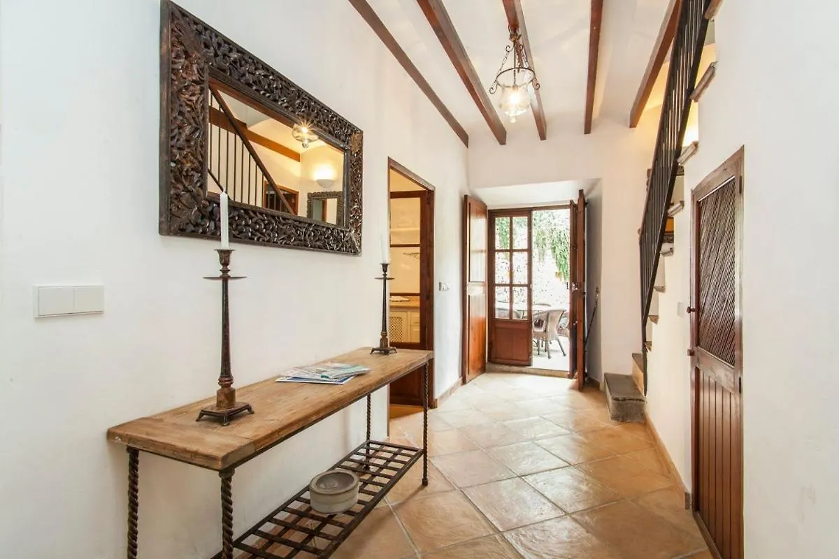 Casa Escola Villa Deia 0*,  Spanyolország